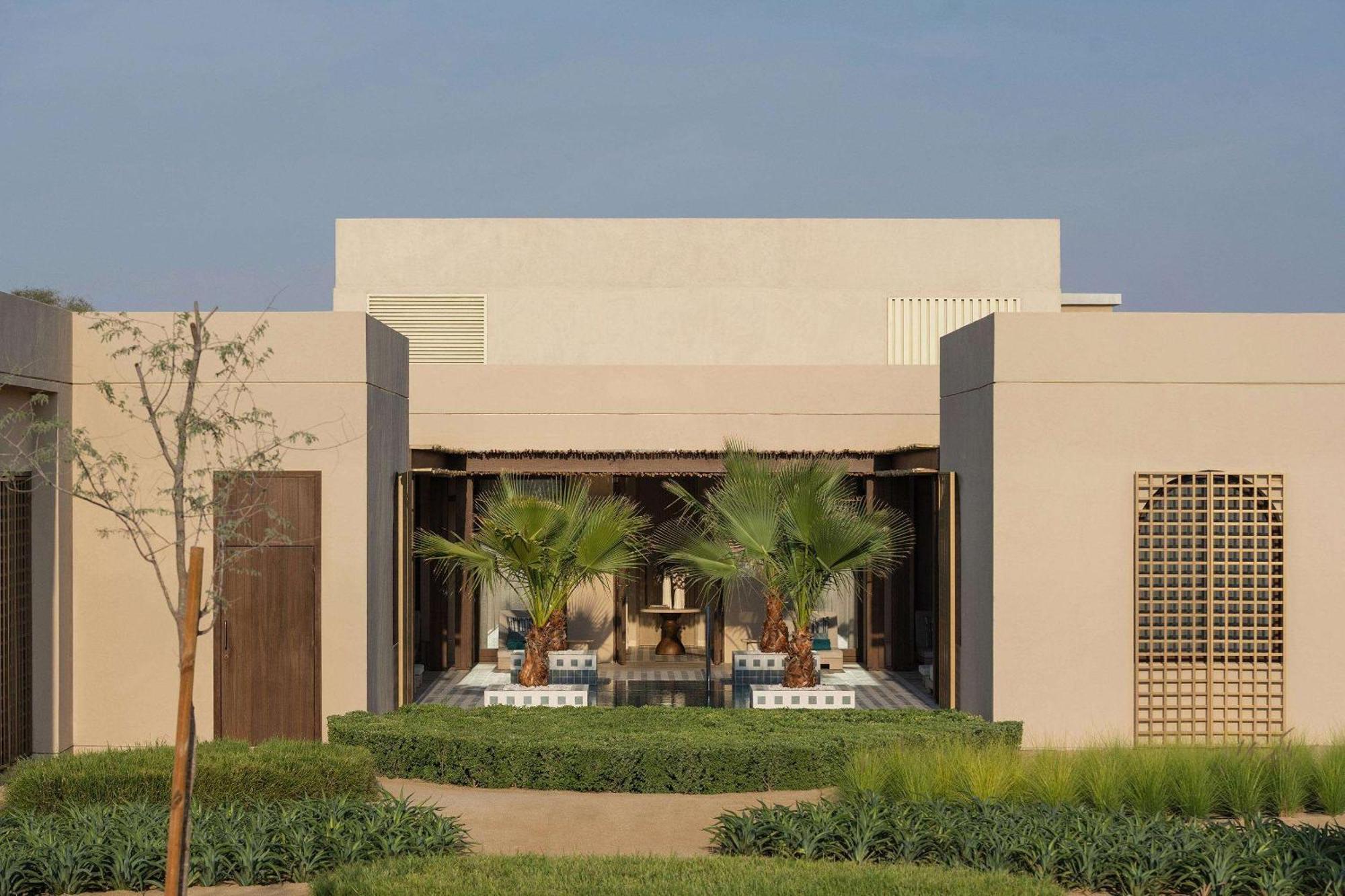 Bab Al Shams, A Rare Finds Desert Resort, Dubai Exterior foto The Banyan Tree Spa at the Banyan Tree Hotel, Abu Dhabi